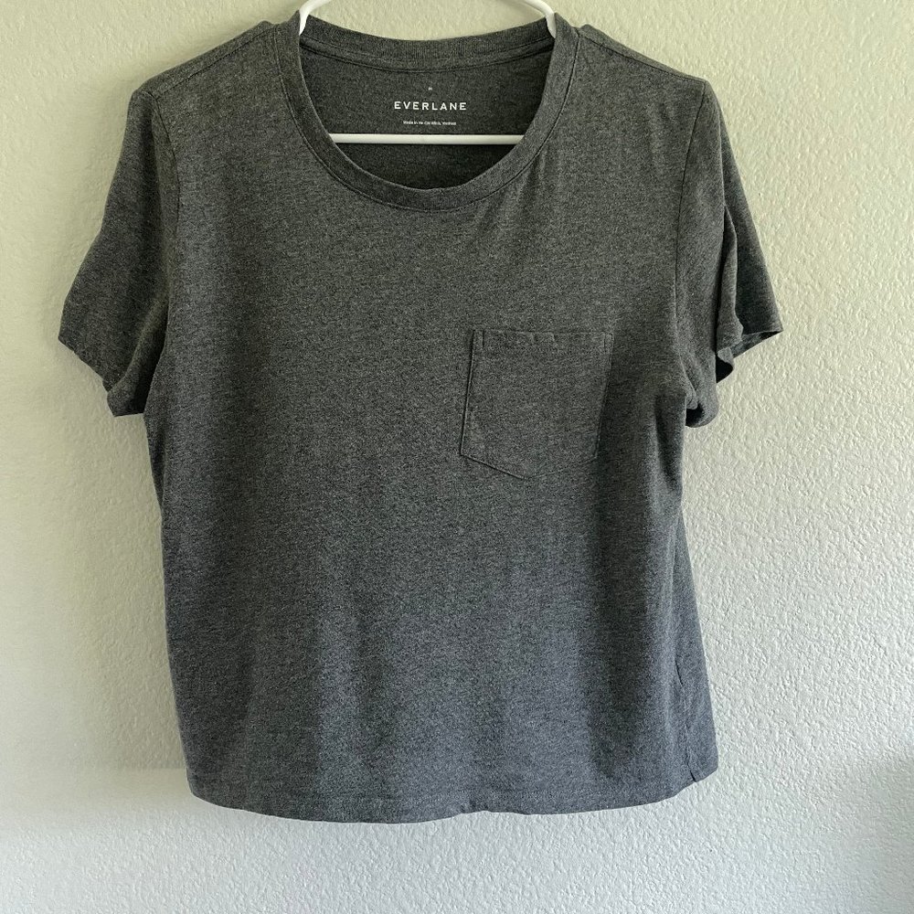 Everlane Charcoal Box Cut Pocket Tee